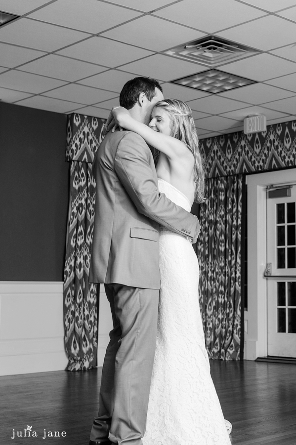 Black Rock Yacht Club wedding by Connecticut wedding photographer, Julia Jane Studios