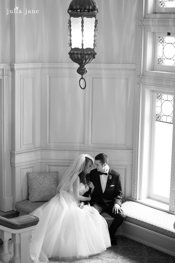 black tie wedding at cairnwood estate by wedding photographer julia jane studios