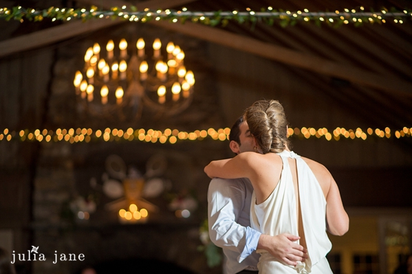 country club wedding in connecticut by connecticut wedding photographer julia jane studios