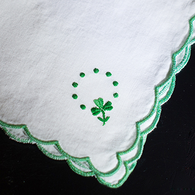 Green & White Wedding Inspiration